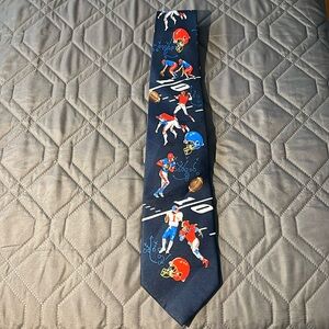 Men’s UTOPIA Football Tie